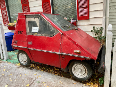 strange car in brooklyn